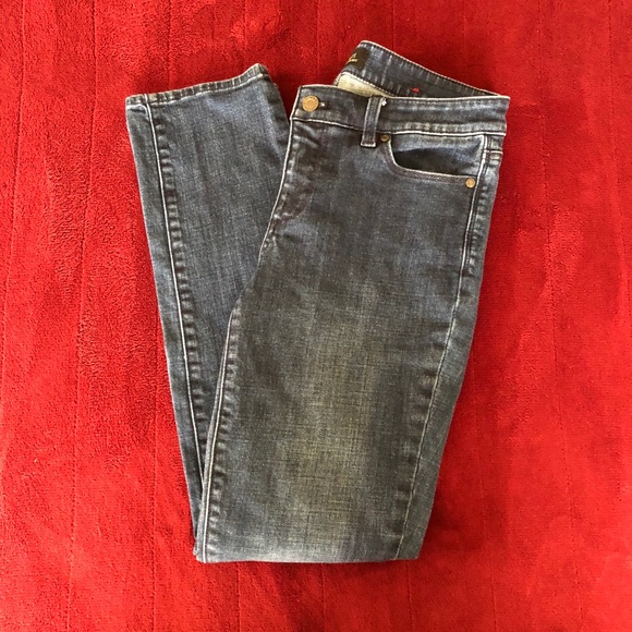 ✨ Talbots Straight-Leg “Flawless” Jeans – Size 4 – 5-Pocket Design ✨ - Picture 4 of 8